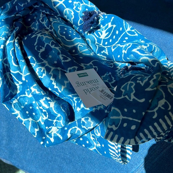 Serrv scarf/cloth indigo with tassels - Picture 4 of 11